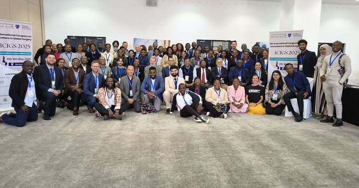 A large group of ICIGS 2025 delegates gathered for a congress photograph